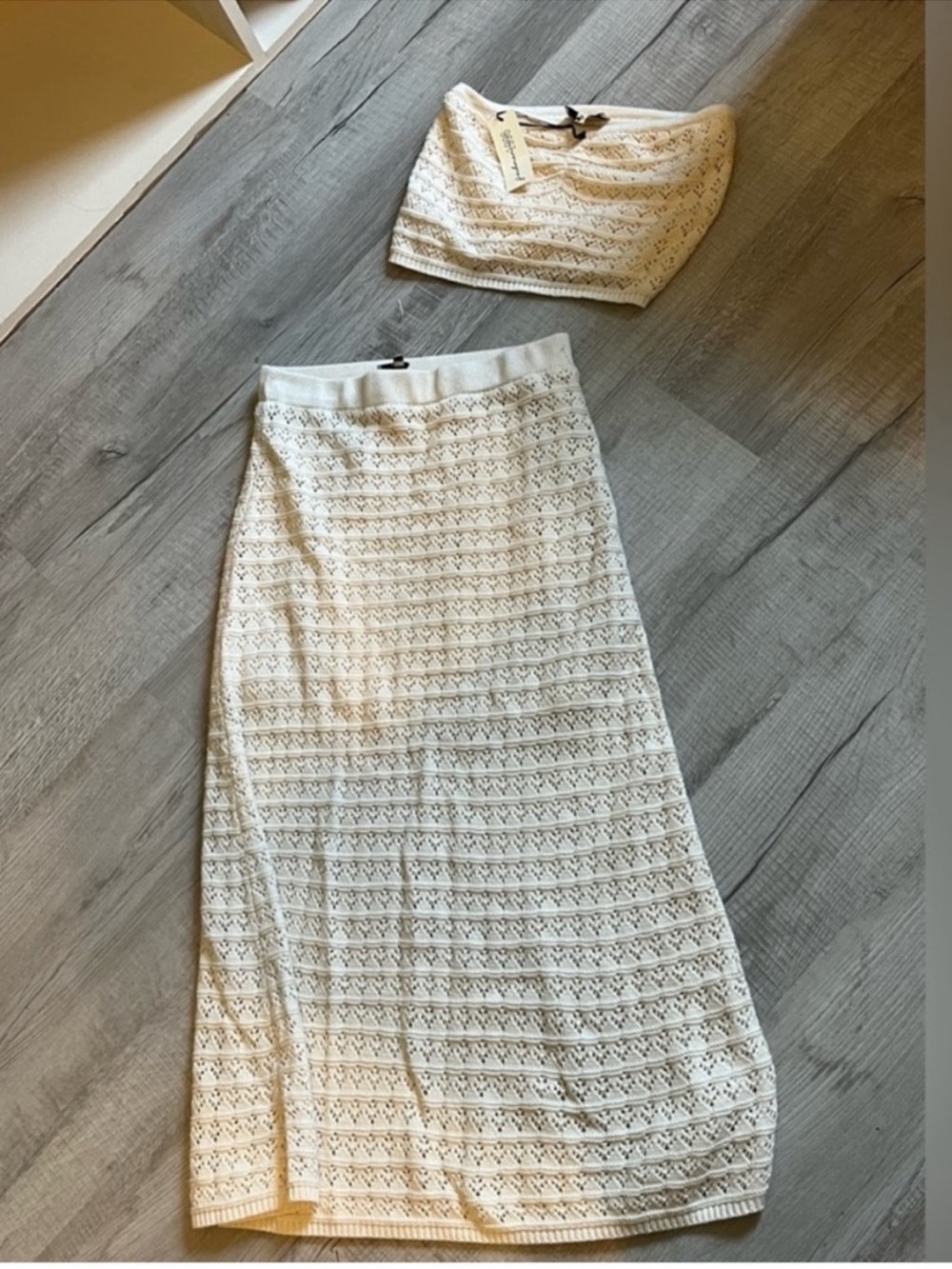BRAND NEW cream color
Knit Tube top & skirt set